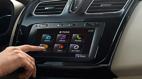 car-renault-media-nav.jpg